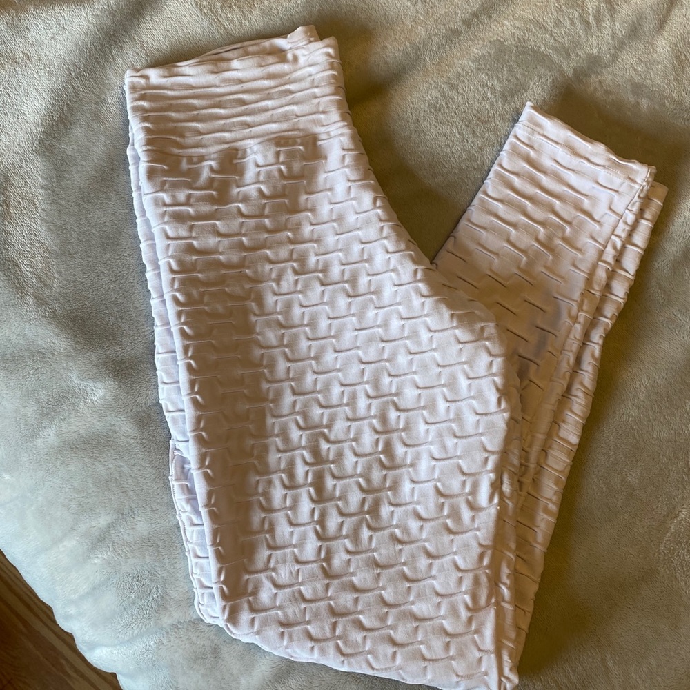 White Brazilian Honeycomb leggings